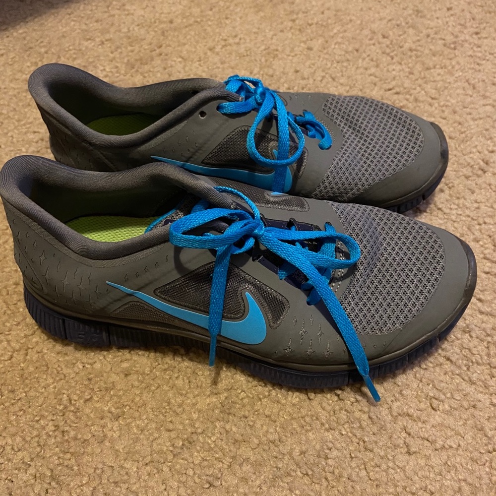Womens Nike free 6.5